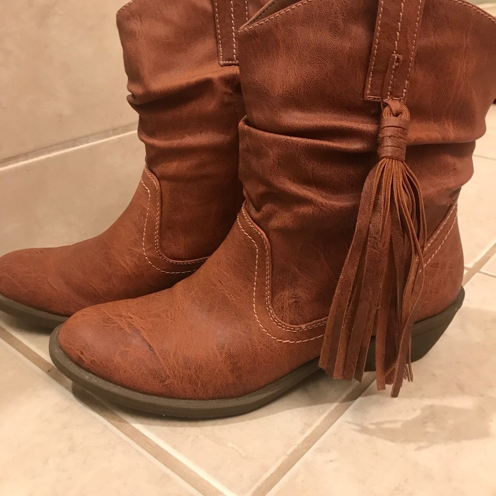 Cowboy western booties camel colored